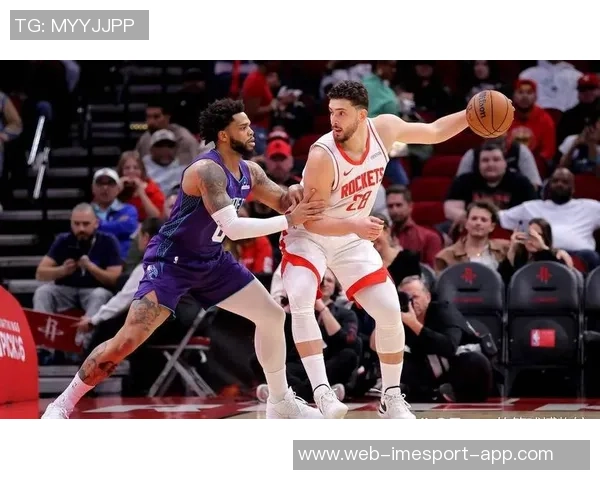 克尼佩尔虽受限制依然高效表现12中8砍下18分5板4助助力球队取胜